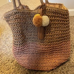 Straw beach tote bag
